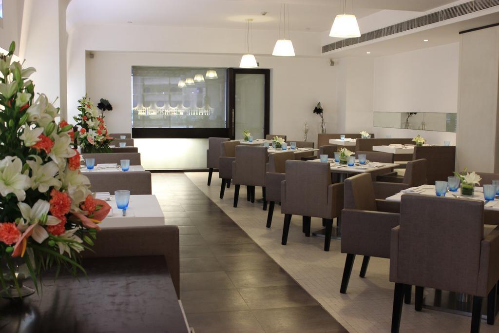 The Hans, New Delhi Bagian luar foto