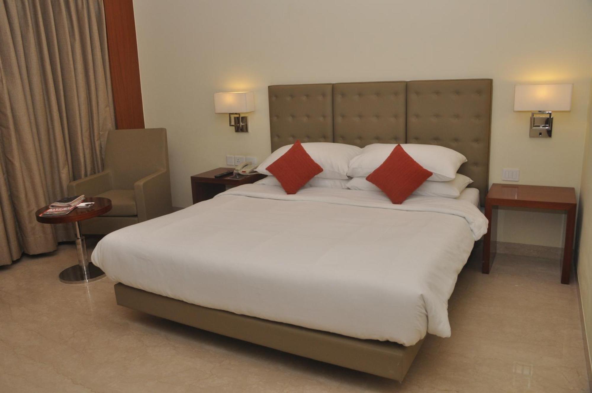 The Hans, New Delhi Bagian luar foto